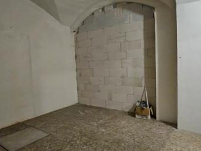 Magazzino in vendita a Bologna