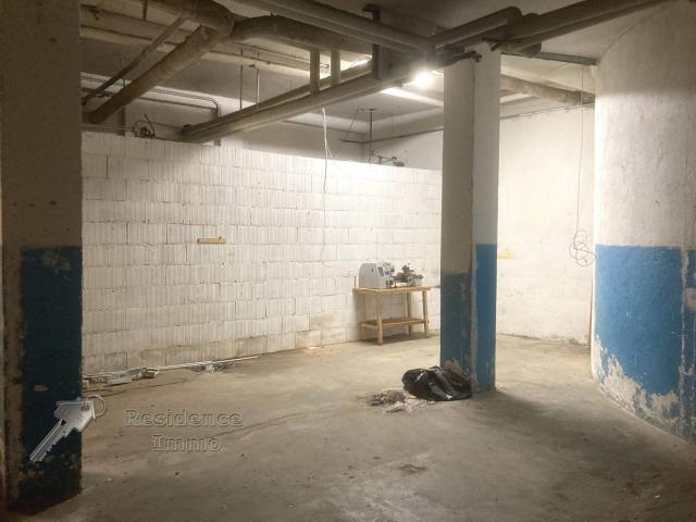 Magazzino in vendita a Bolzano Bozen, Residenziale