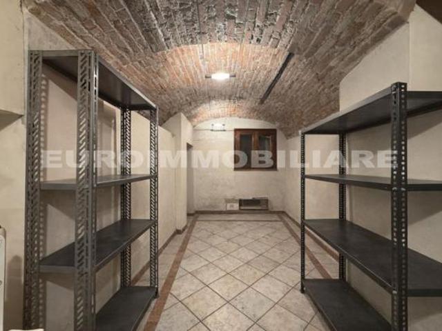 Magazzino in vendita a Brescia