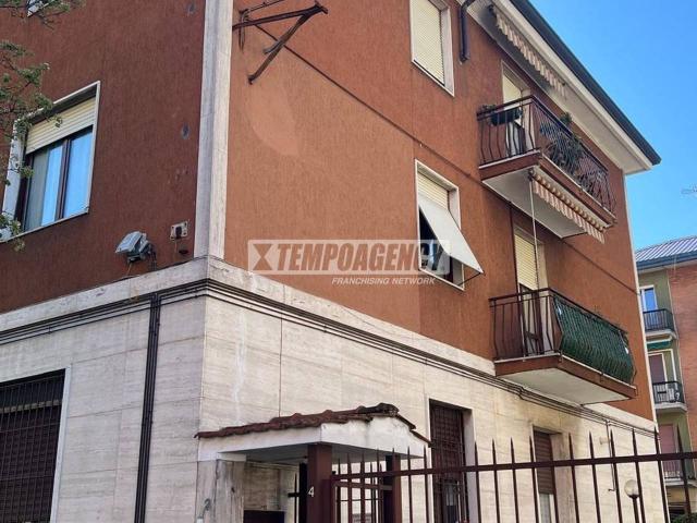 Magazzino in vendita a Bresso