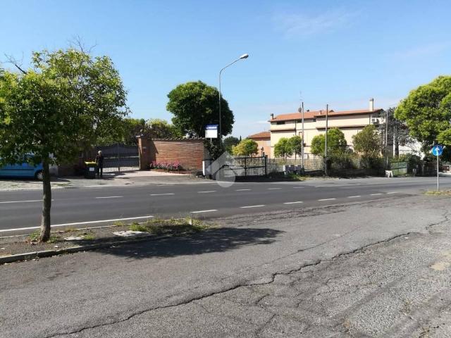 Magazzino in vendita a Castel Gandolfo