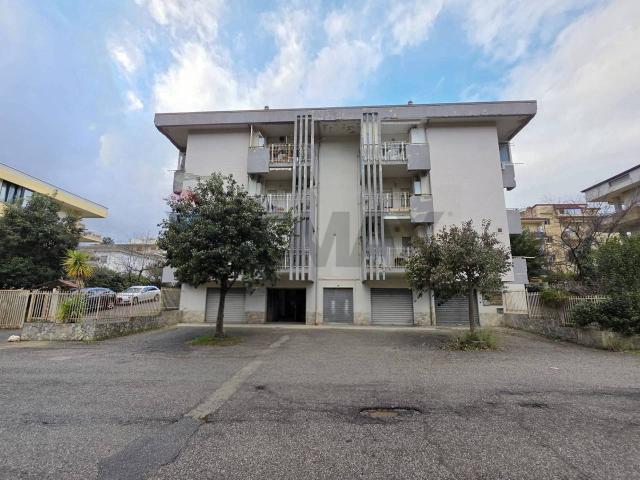 Magazzino in vendita a Castrolibero