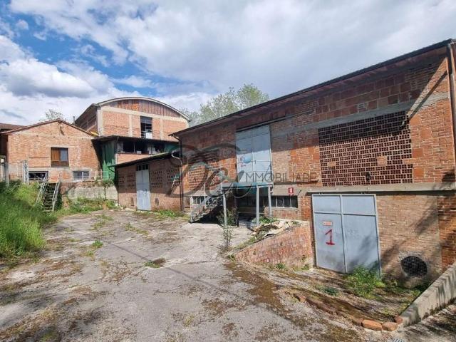 Magazzino in vendita a Capannori