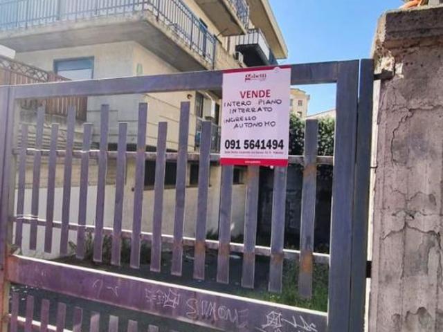 Magazzino in vendita a Catania