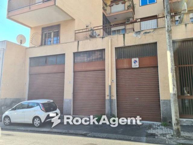 Magazzino in vendita a Catania