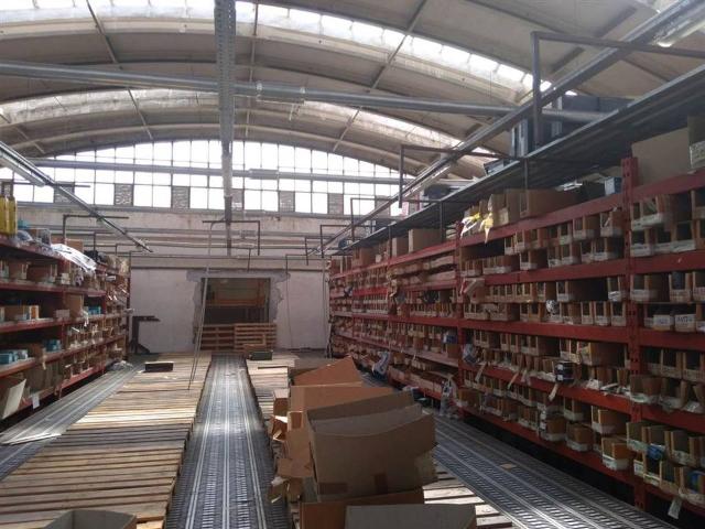 Magazzino in vendita a Catania