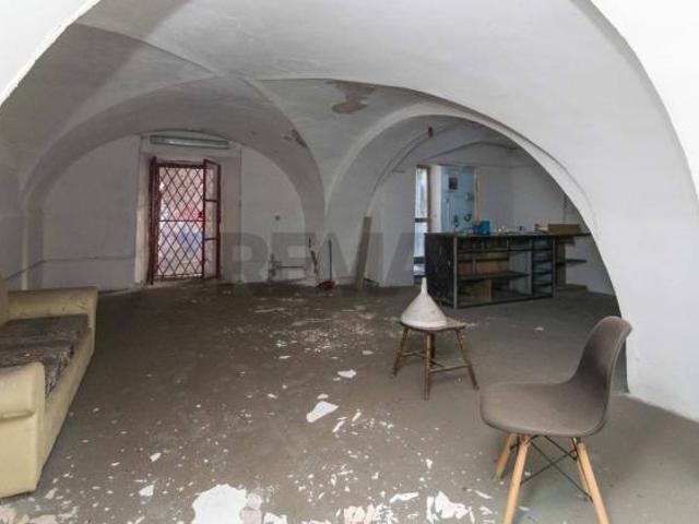 Magazzino in vendita a Catania, Centro Storico