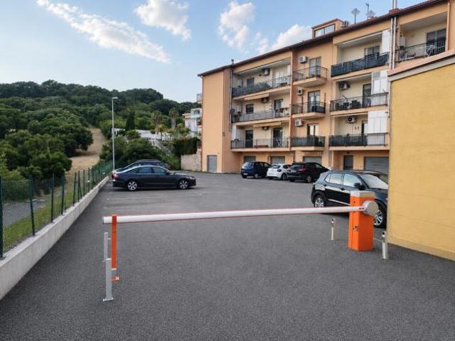 Magazzino in vendita a Catanzaro