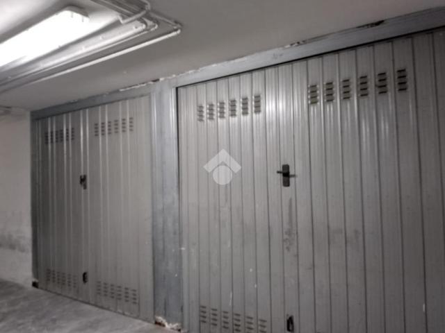 Magazzino in vendita a Cesena
