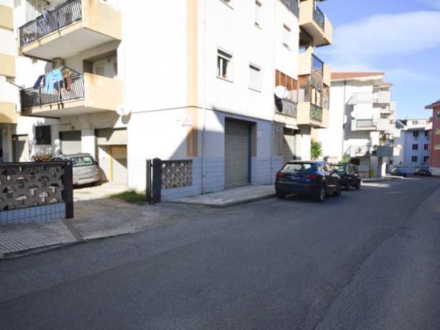Magazzino in vendita a Corigliano Rossano