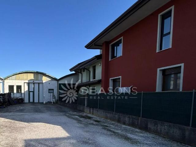 Magazzino in vendita a Eraclea