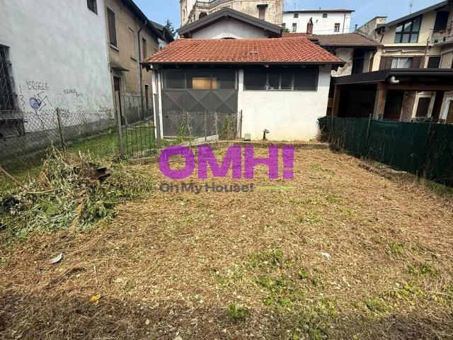 Magazzino in vendita a Gallarate