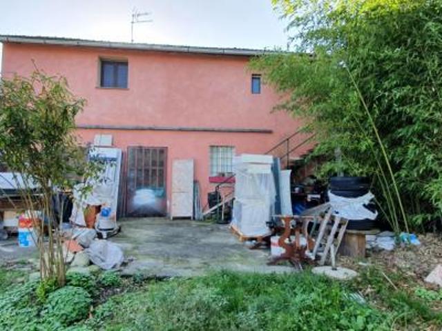 Magazzino in vendita a Galleno Fucecchio 125 mq Rif: 1249661