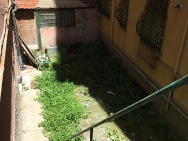 Magazzino in vendita a Genova