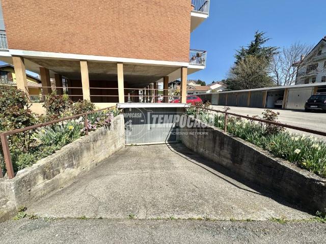Magazzino in vendita a Giaveno