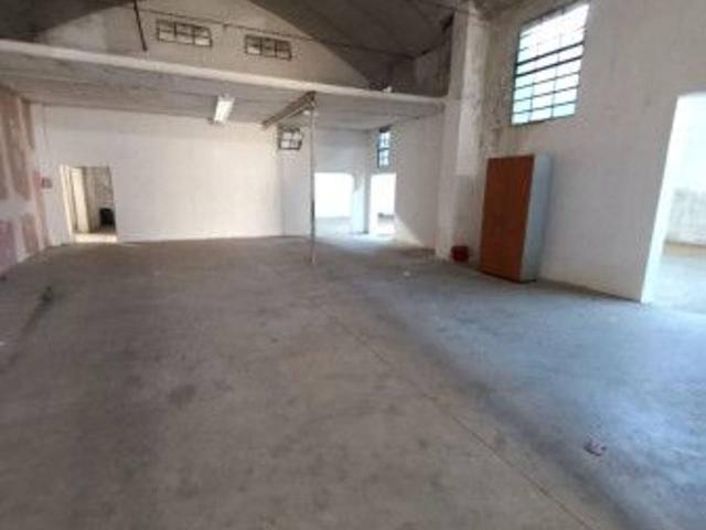 Magazzino in vendita a Luzzara