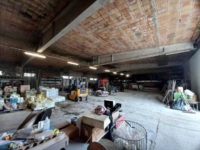Magazzino in vendita a Luzzara