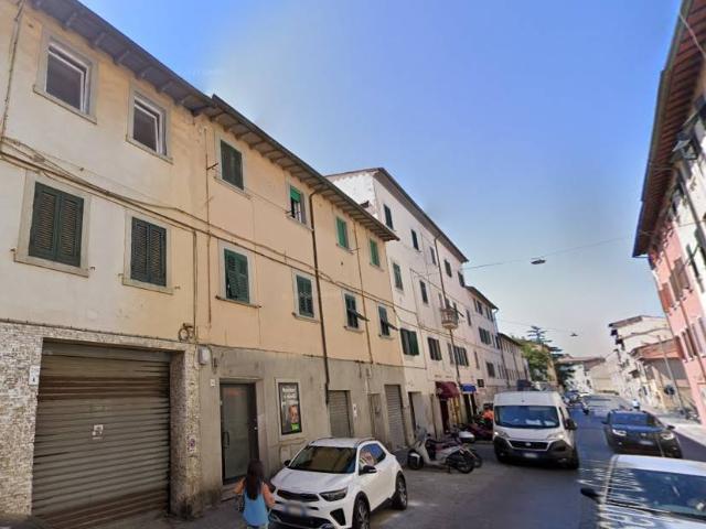 Magazzino in vendita a Livorno