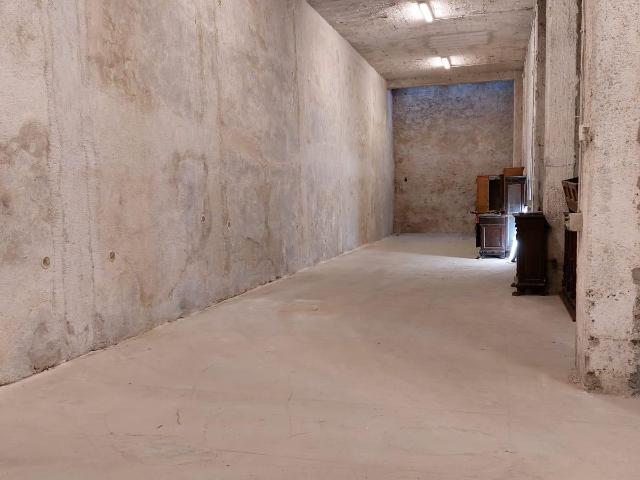 Magazzino in Vendita a Palermo