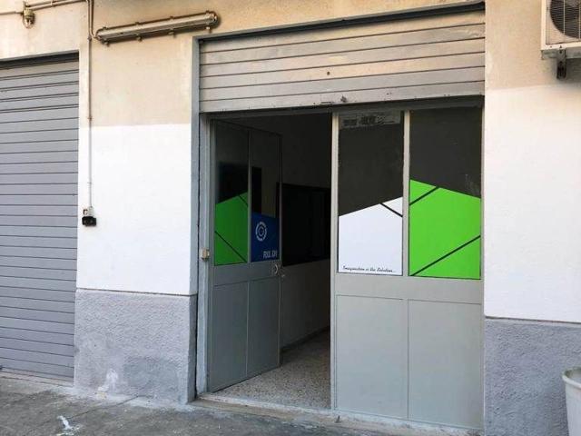 Magazzino in vendita a Palermo