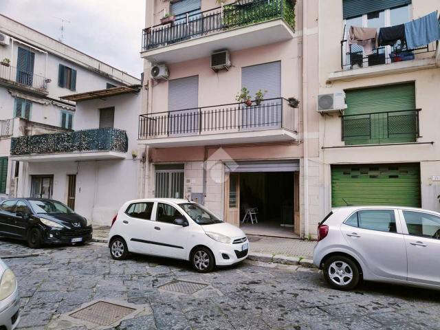 Magazzino in vendita a Reggio Calabria