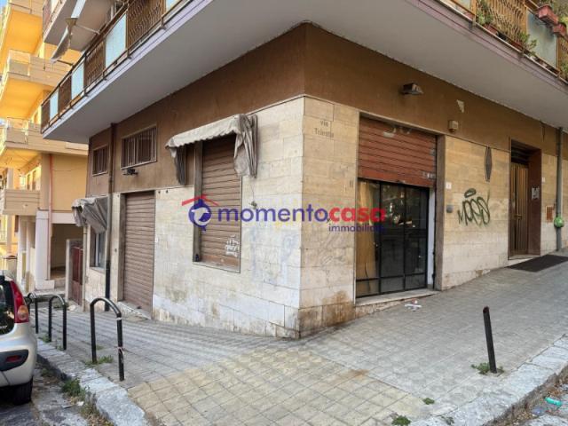 Magazzino in Vendita a Reggio di Calabria