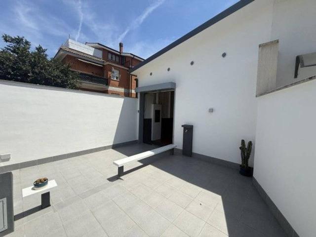 Magazzino in vendita a Roma