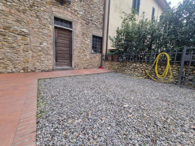 Magazzino in Vendita a San Casciano in Val di Pesa