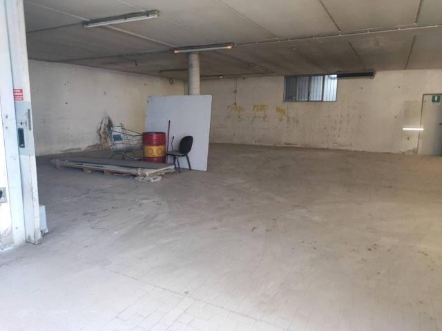 Magazzino in vendita a San Paolo D'Argon
