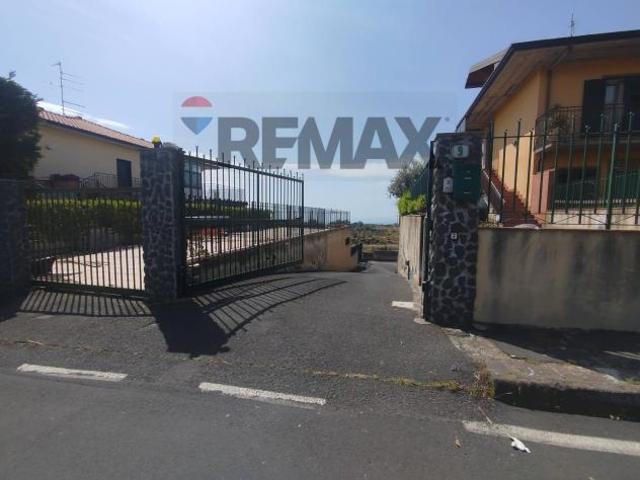 Magazzino in vendita a San Pietro Clarenza