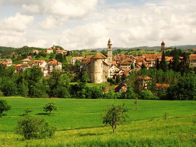 Magazzino in vendita a Sassello
