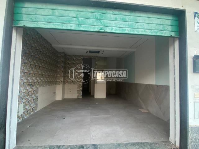 Magazzino in vendita a Soverato