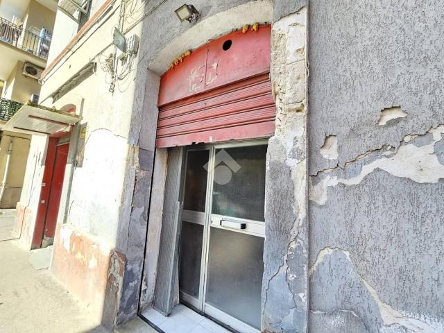Magazzino in vendita a Taranto