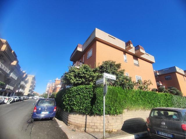 Magazzino in vendita a Tivoli