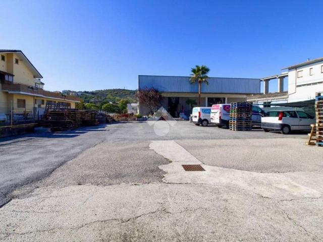 Magazzino in vendita a Tortoreto