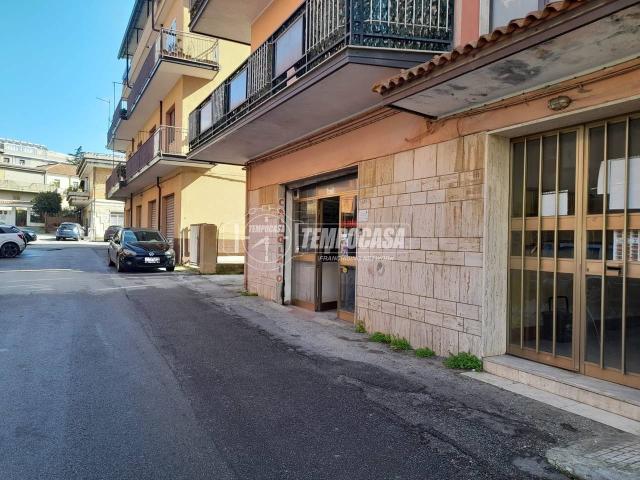 Magazzino in vendita a Vibo Valentia
