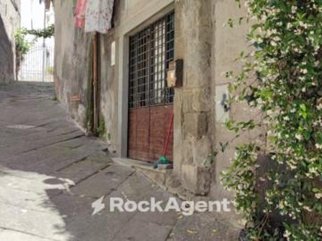 Magazzino in vendita a Viterbo