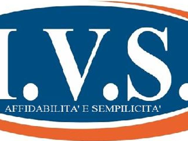 Magazzino in vendita a Vo'
