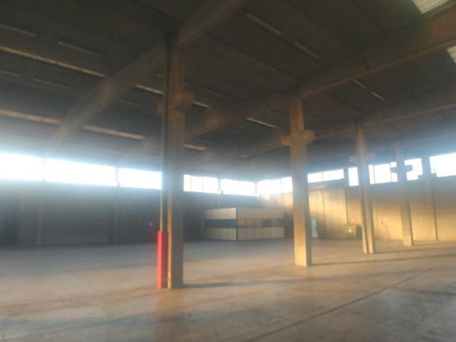 MAGAZZINO LABORATORIO in affitto a Settimo Milanese Mi