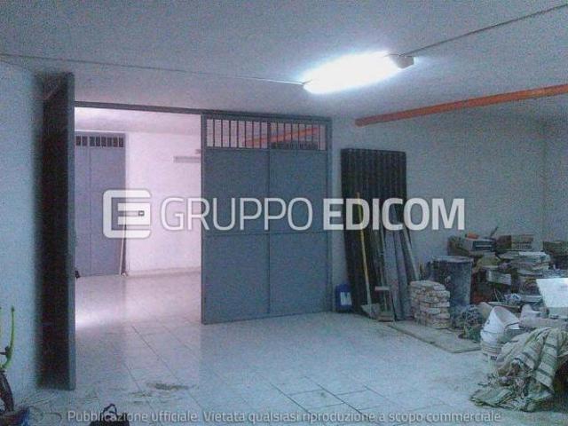 Magazzini e locali di deposito di 2740 mq in vendita a Solarino Rif. 4552045
