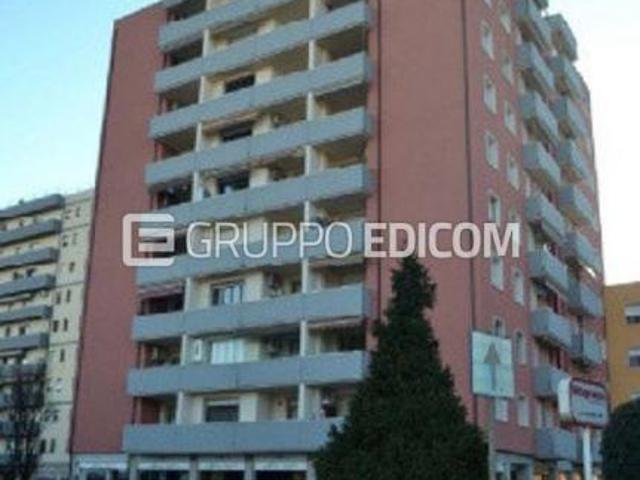 Magazzini e locali di deposito di 40 mq in vendita a Verona Rif. 4555085