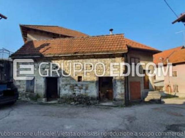Magazzini e locali di deposito di 42 mq in vendita a Tambre Rif. 4557134