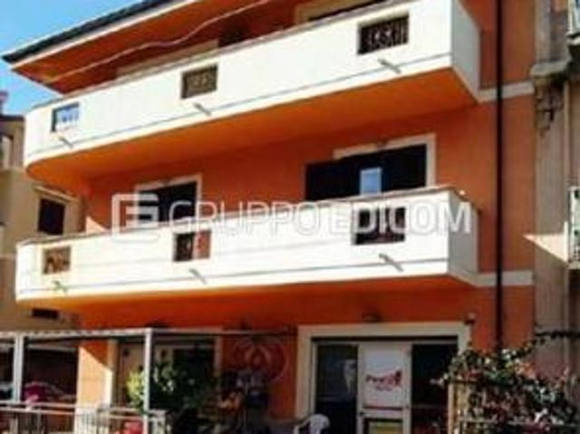 Magazzini e locali di deposito di 48 mq in vendita a San Lorenzo Rif. 4554506