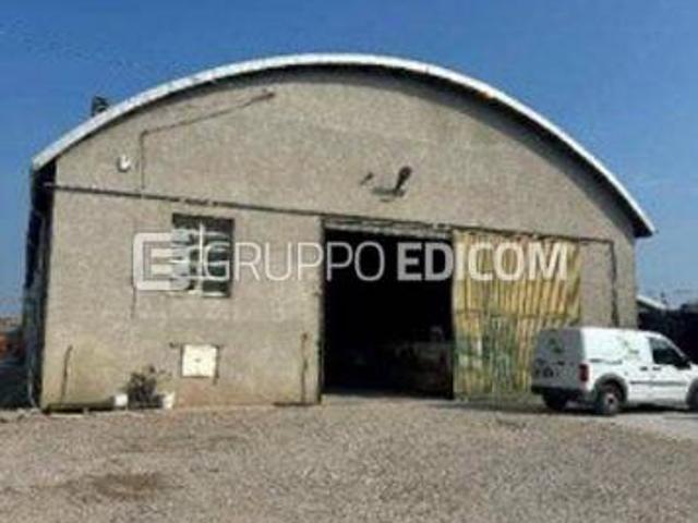 Magazzini e locali di deposito di 960 mq in vendita a Cerea Rif. 4553446