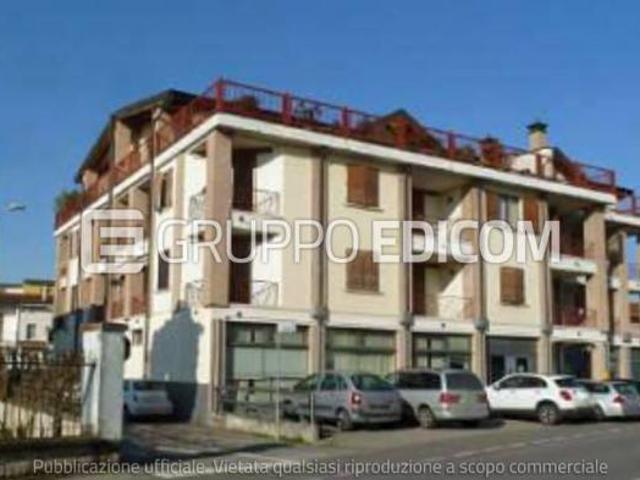 Magazzini e locali di deposito in vendita a Mozzanica Rif. 3559441