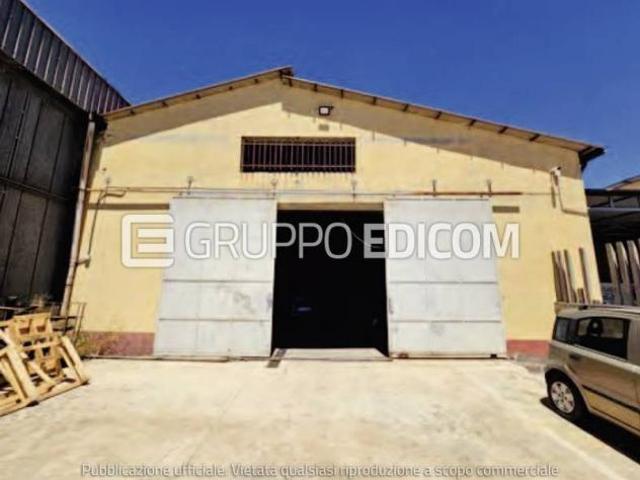 Magazzini e locali di deposito in vendita a Crotone Rif. 4550628