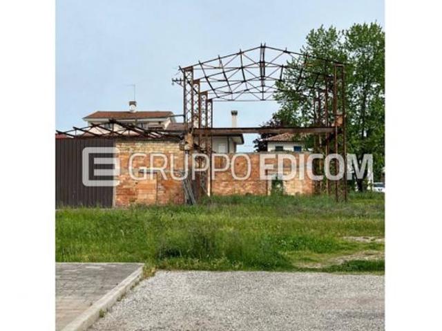 Magazzini e locali di deposito in vendita a Eraclea Rif. 4554597