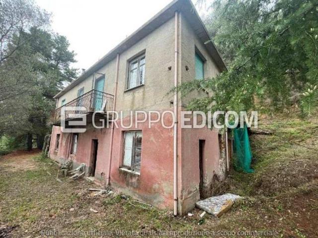 Magazzini e locali di deposito in vendita a Galatro Rif. 4555072