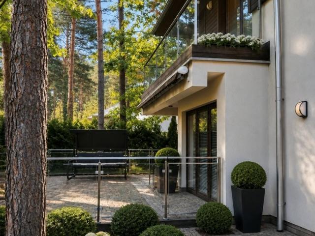 Nowoczesny dom 189 m² w Magdalence z lasem i dużą działką