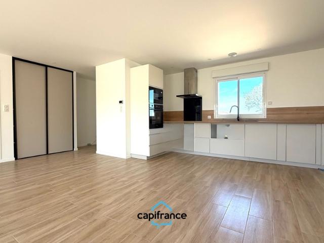 MAGDELAINE SUR TARN, Villa T4 de 118 m², garage de 40 m², terrain de 1000 m² env